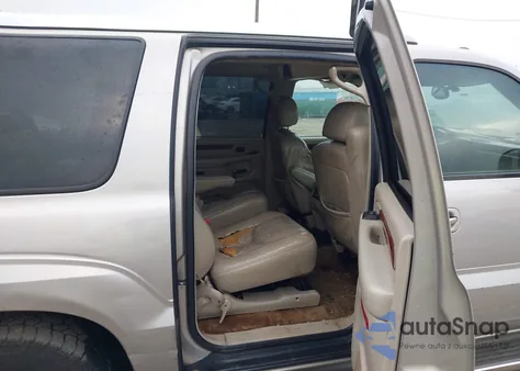 2004 Cadillac Escalade Esv Standard из США, поврежденный, VIN 3GYFK66N14G131900